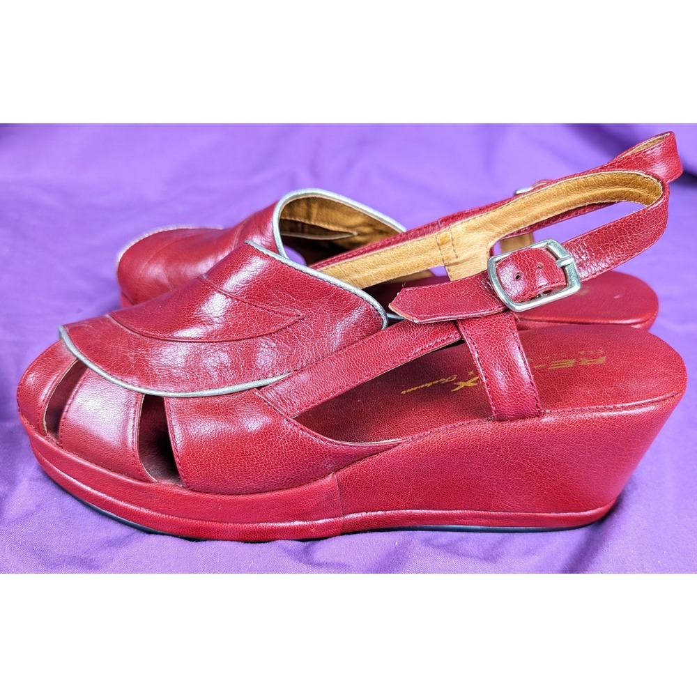 Re-mix Vintage Red L'amour Wedge Belted Sling Back Layered Sz 8 Peep Toe - Picture 4 of 12